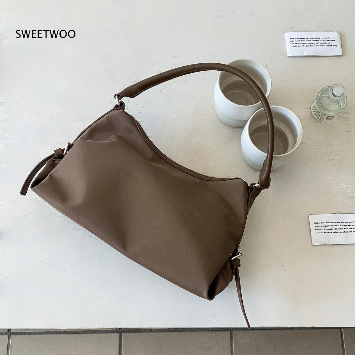 Leatherwork Workshop - Bolsa de Ombro Hobo de Couro